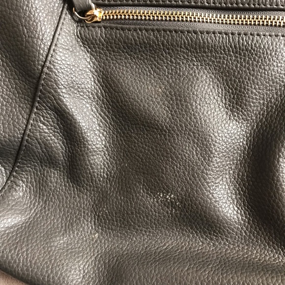 Gray leather shoulder purse - Picture 3 of 6